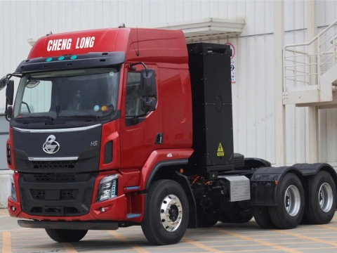 XE ĐẦU KÉO ĐIỆN CHENGLONG 6X4 H5EV