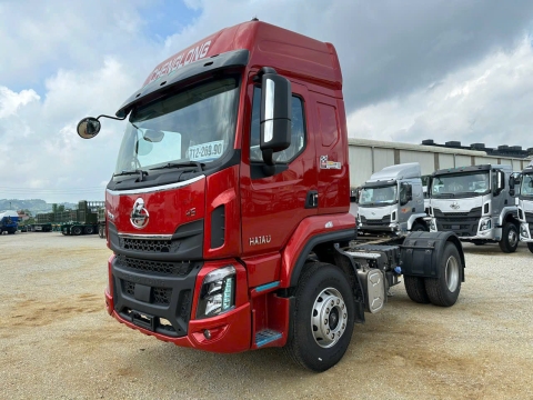 ĐẦU KÉO CHENGLONG 270HP - 01 CẦU