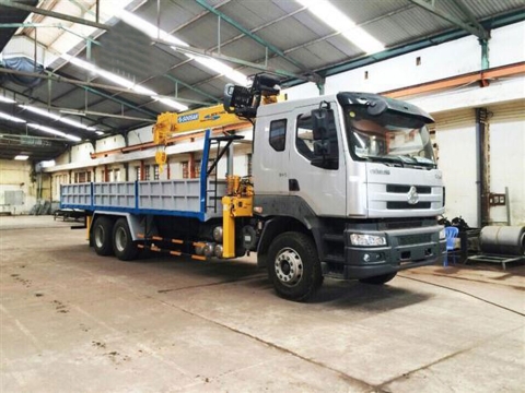 XE CHENGLONG 3 CHÂN GẮN CẨU SOOSAN 7 TẤN