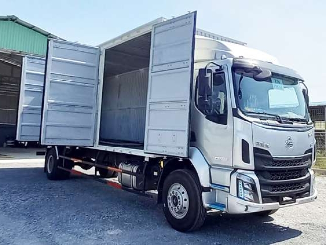 XE TẢI CHENGLONG M3 200HP (6 MÁY) THÙNG KÍN CONTAINER 9M9