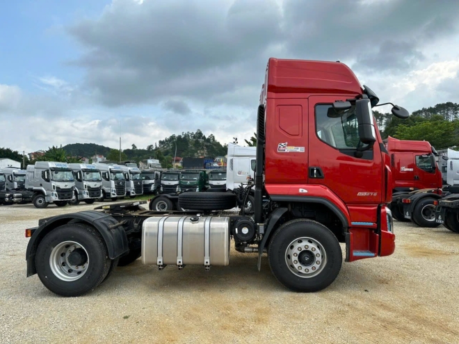 XE ĐẦU KÉO CHENGLONG H5 270HP - 4x2