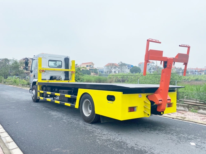 XE KÉO, CHỞ XE CHENGLONG M3 ĐỜI 2025