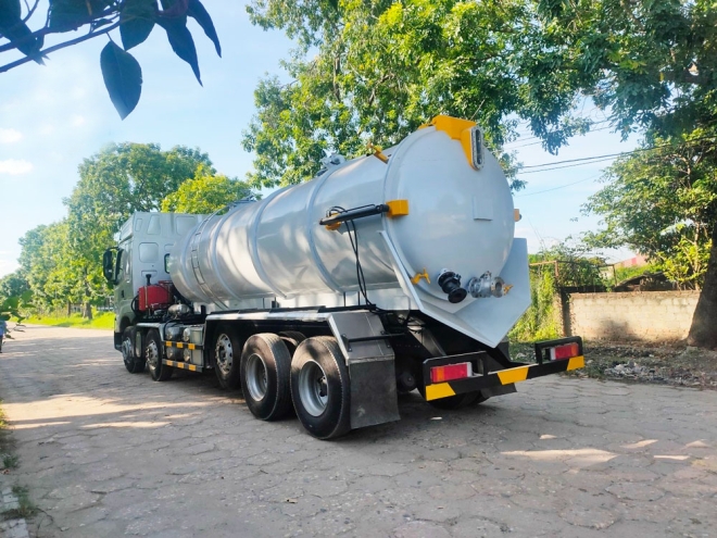 XE TẢI CHENGLONG HẢI ÂU 5 CHÂN HÚT CHẤT THẢI